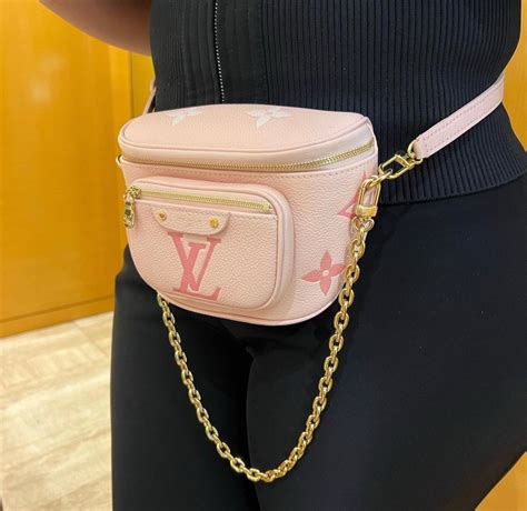 louis vuitton cream bum bag|louis vuitton bum bag 2020.